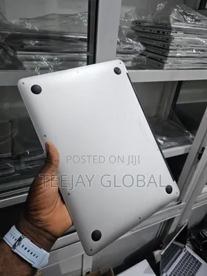 Laptop Apple MacBook Air 2015 8GB Intel Core i5 SSD 256GB