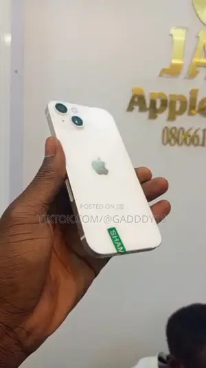 Apple iPhone 13 128 GB White