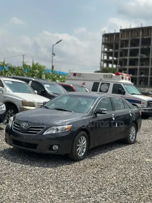 Toyota Camry 2011 Gray