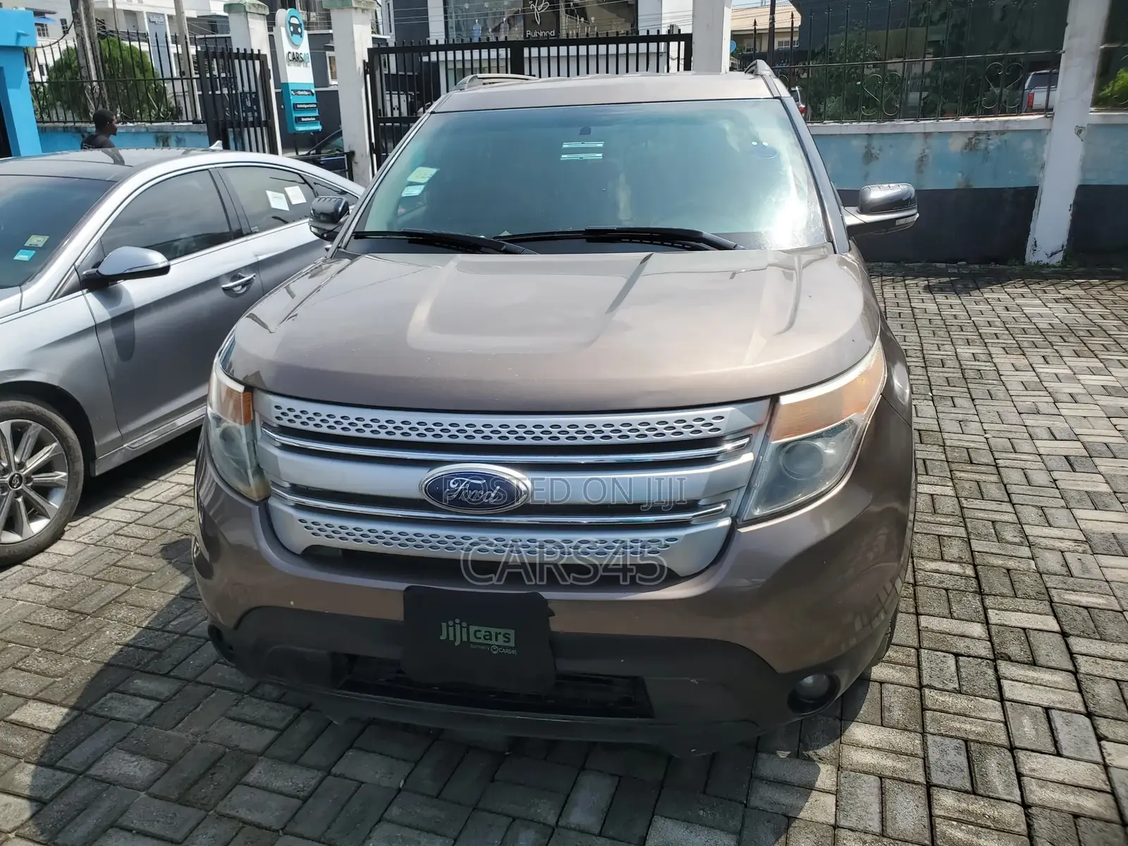 Ford Explorer 2014 Brown