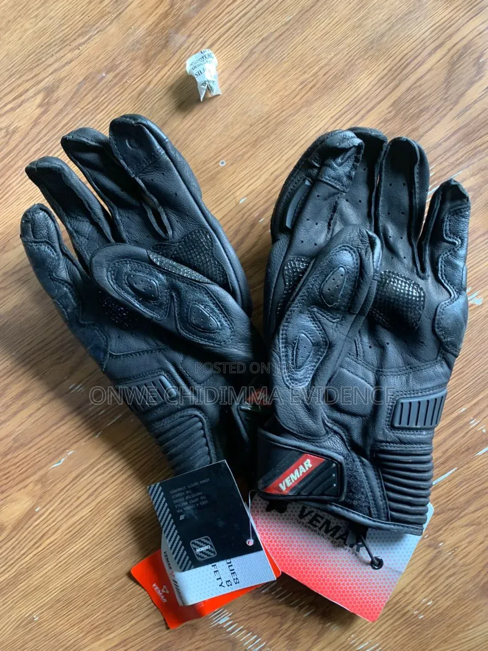 Vemar Leather Hand Glove