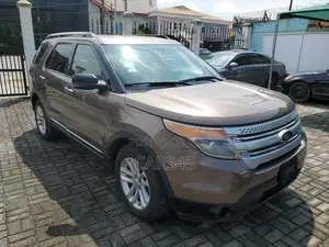 Ford Explorer 2014 Brown
