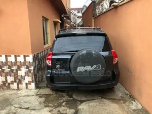 Toyota RAV4 2010 Black