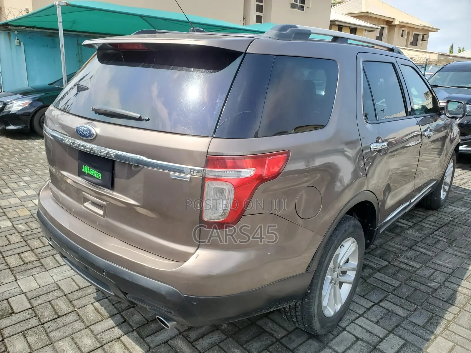 Ford Explorer 2014 Brown
