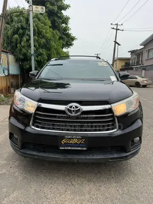 Toyota Highlander XLE 4dr SUV AWD (3.5L 6cyl 6A) 2015 Black