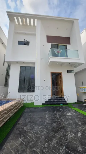 4bdrm Duplex in Chevron for sale
