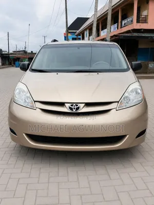 Toyota Sienna 2007 Gold