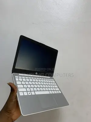 Laptop HP Stream 11 2GB Intel eMMC 32GB