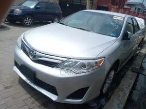 Toyota Camry 2014 Silver