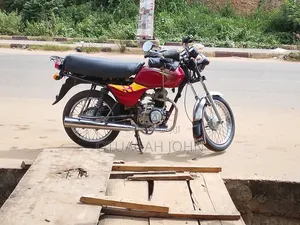 Bajaj Boxer 100 2019 Red