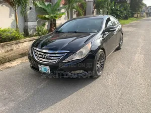 Hyundai Sonata 2012 Black