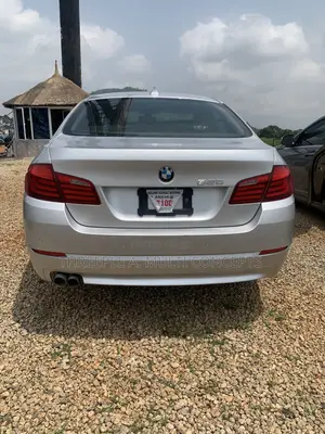 BMW 528i 2010 Silver