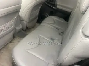 Toyota RAV4 2.5 Limited 4x4 2010 Gray