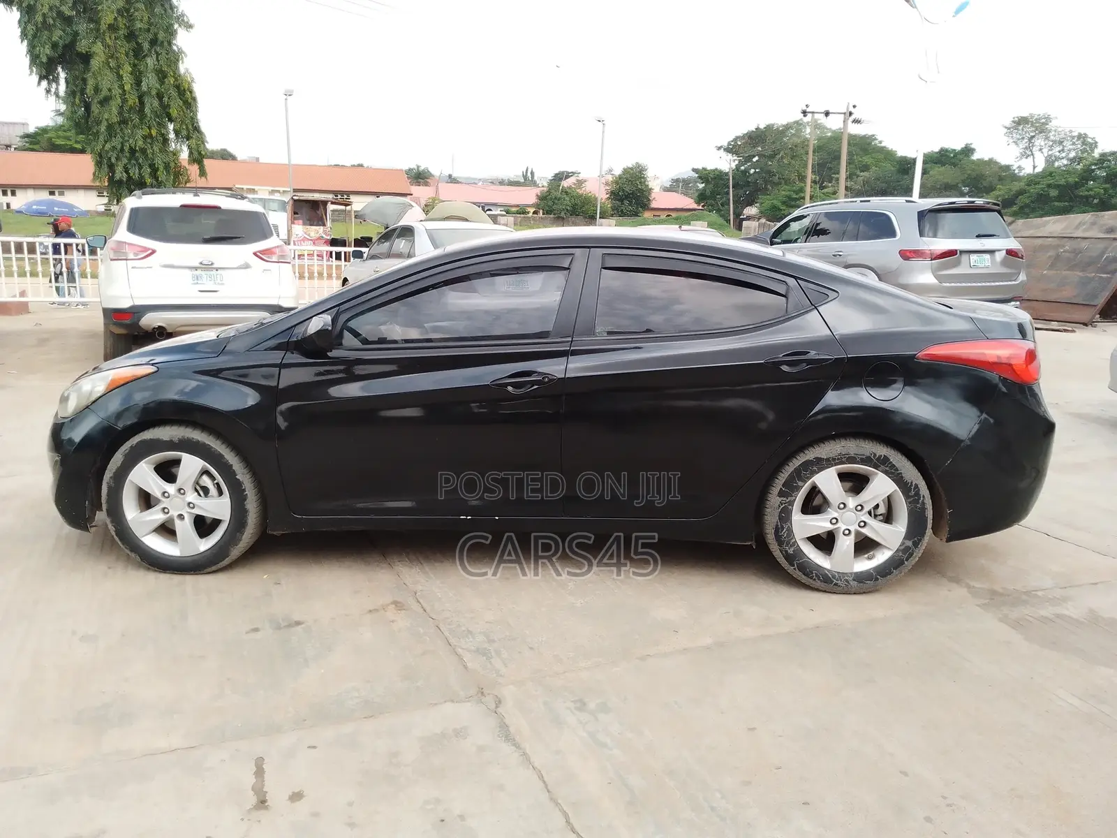 Hyundai Elantra 2011 Black