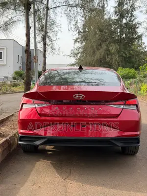 Hyundai Elantra 2023 Red
