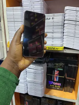 Samsung S22 Normal Screen