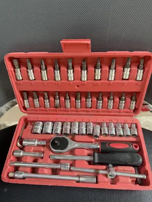 1/4” Drive Socket and Bit Set
