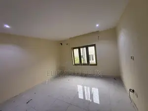 3bdrm Townhouse / Terrace in Gwarinpa Estate, Life Camp for rent