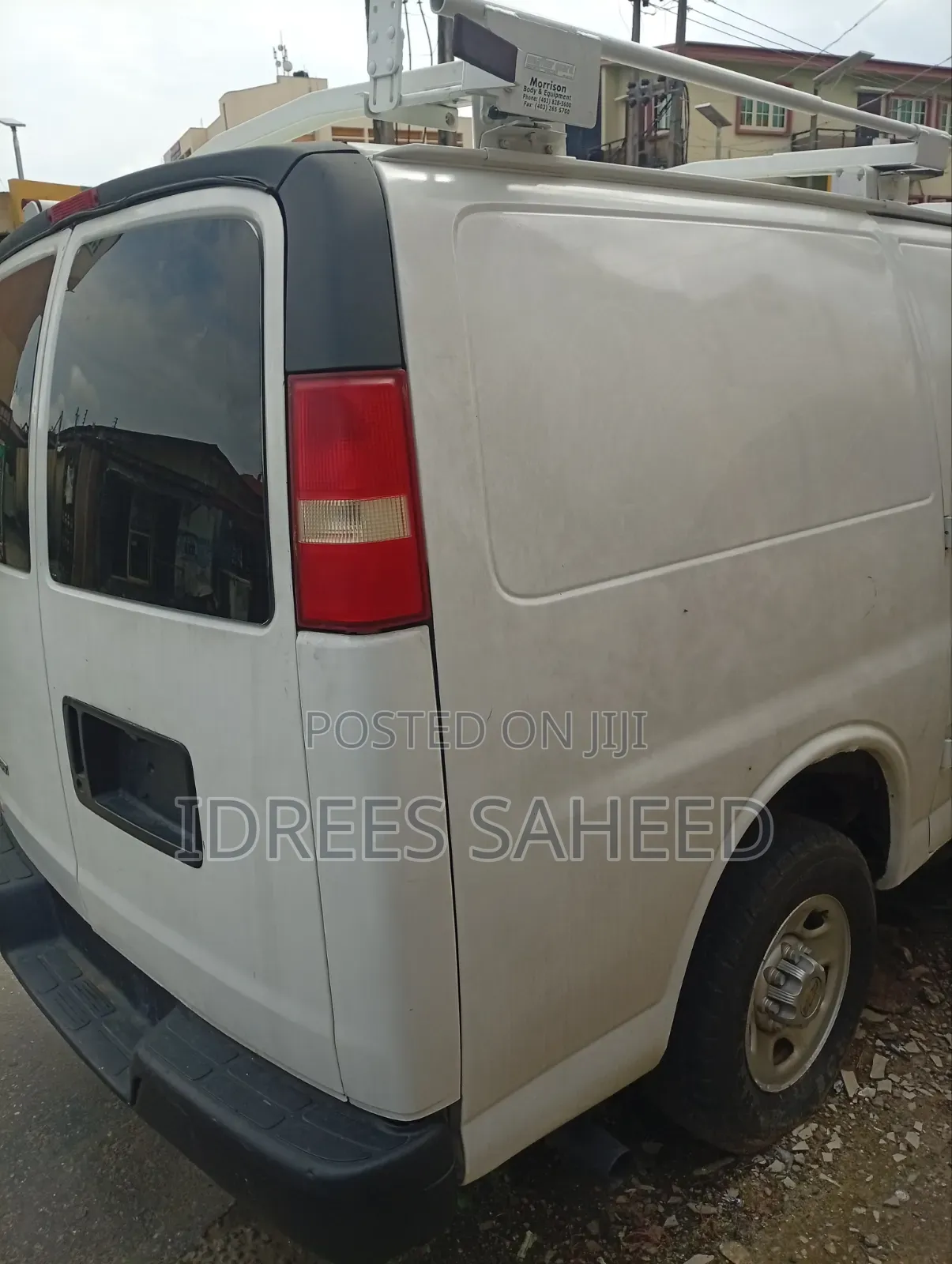 Chevrolet Shcool Bus 2005 White