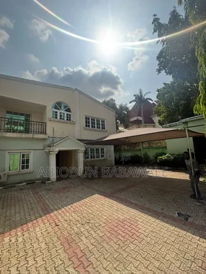 4 Bedrooms Semi-Detached Duplex for Rent