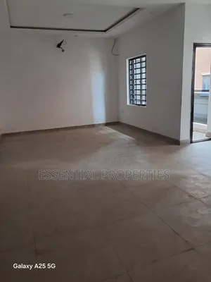 3bdrm Block of Flats in Mobolaji Bank Anthony Way for rent