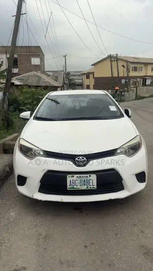 Toyota Corolla 2015 White