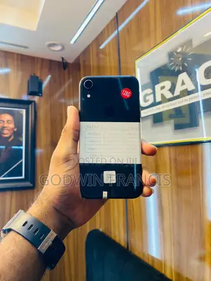 Apple iPhone XR 128 GB Black