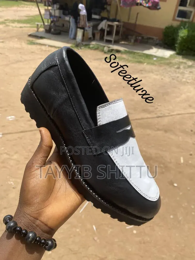 Under Size Shoe