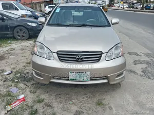 Toyota Corolla 2004 Brown