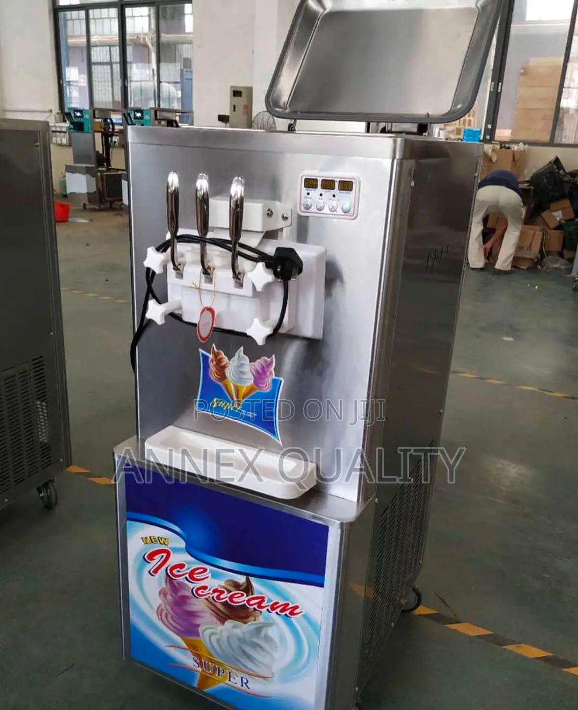 Ice Cream Machine