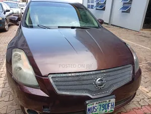 Nissan Altima 2007 Brown
