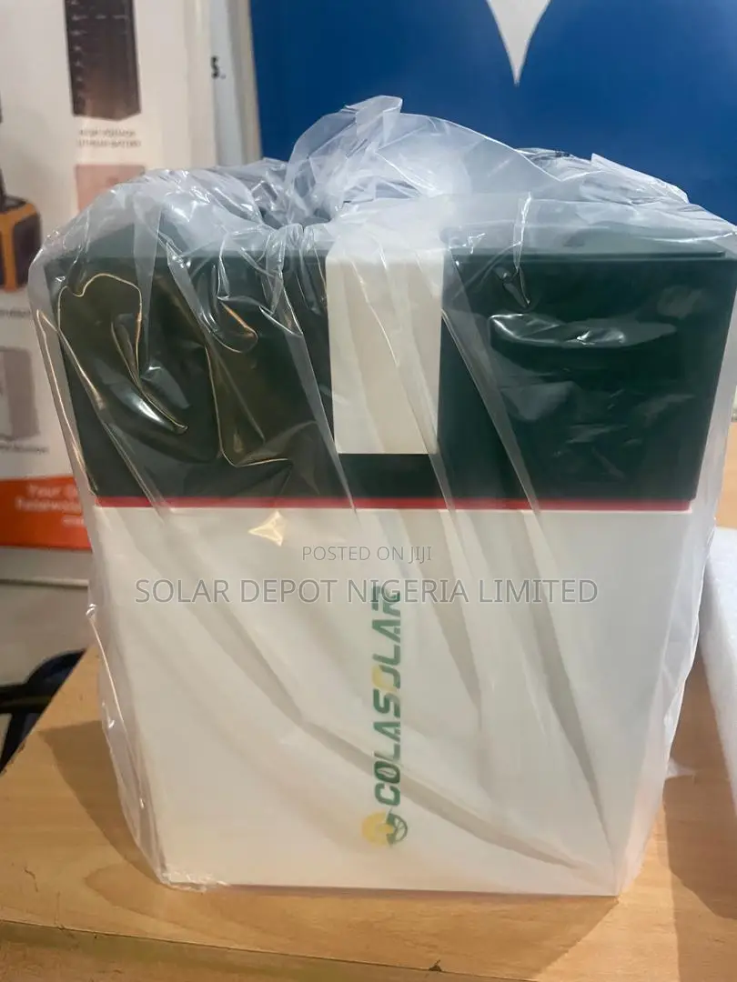 Cola Solar Portable Generator