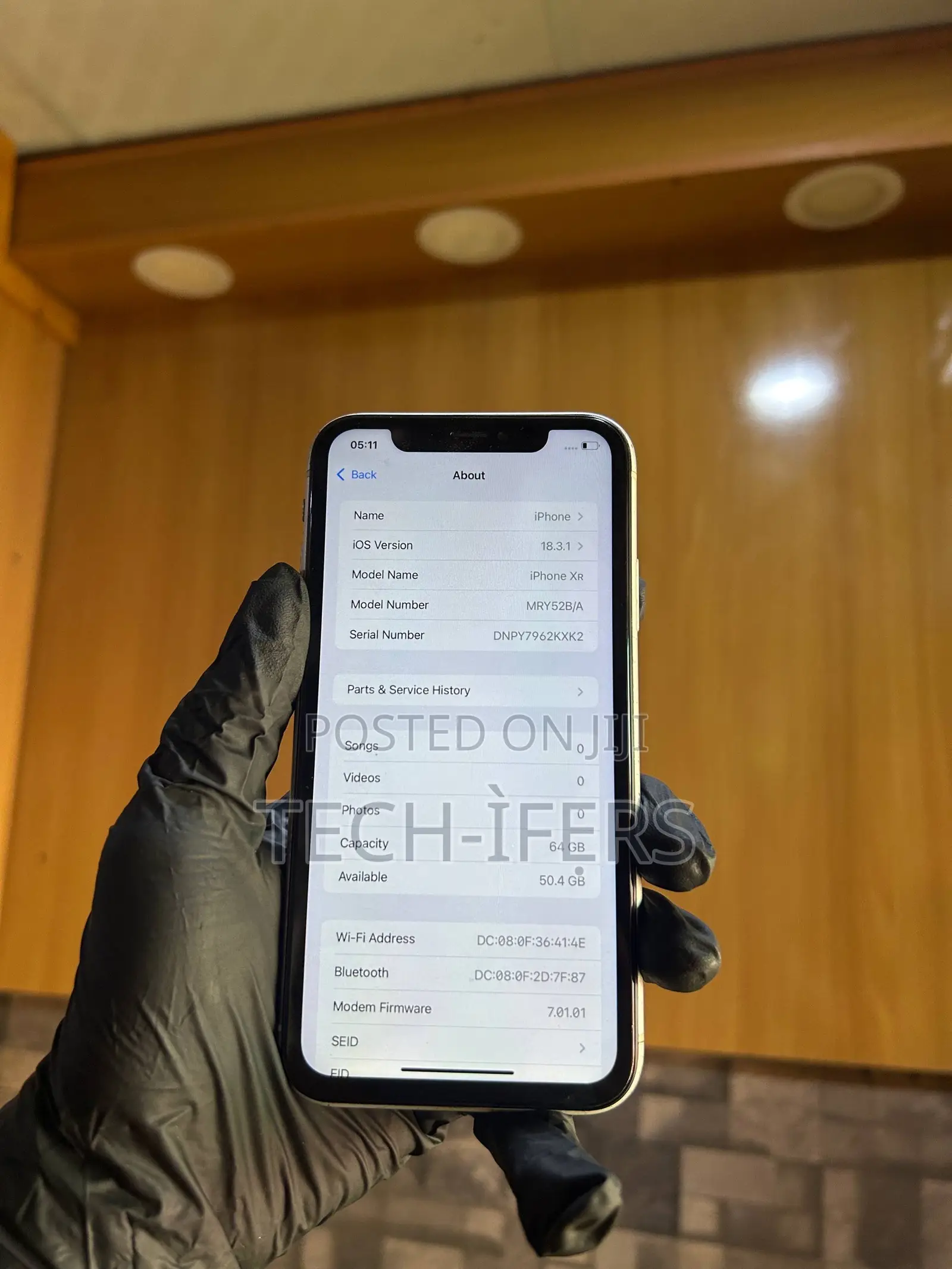 Apple iPhone XR 64 GB White