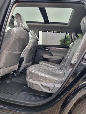 Toyota Highlander Platinum 2021 Black