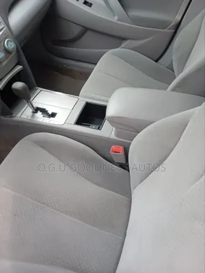 Toyota Camry Base 4dr Sedan (2.4L 4cyl 5M) 2009 Black