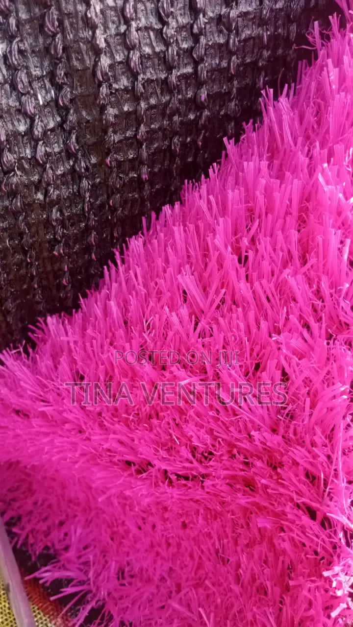 Artificial Grass Carpet.25mm Available in Different Sizes and Colour