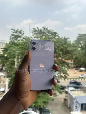 Apple iPhone 11 64 GB Purple