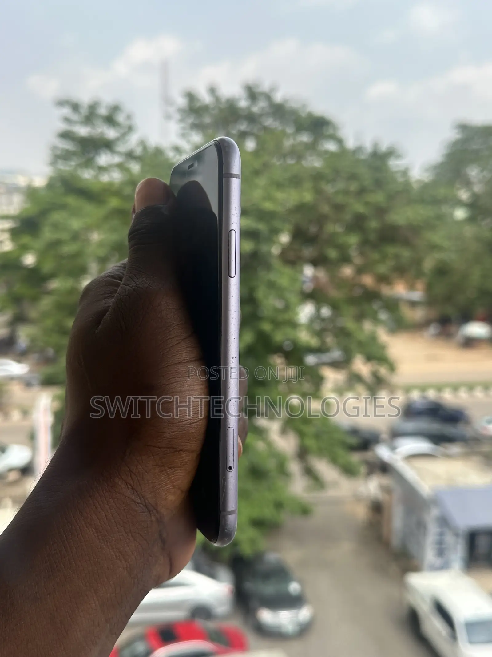 Apple iPhone 11 64 GB Purple