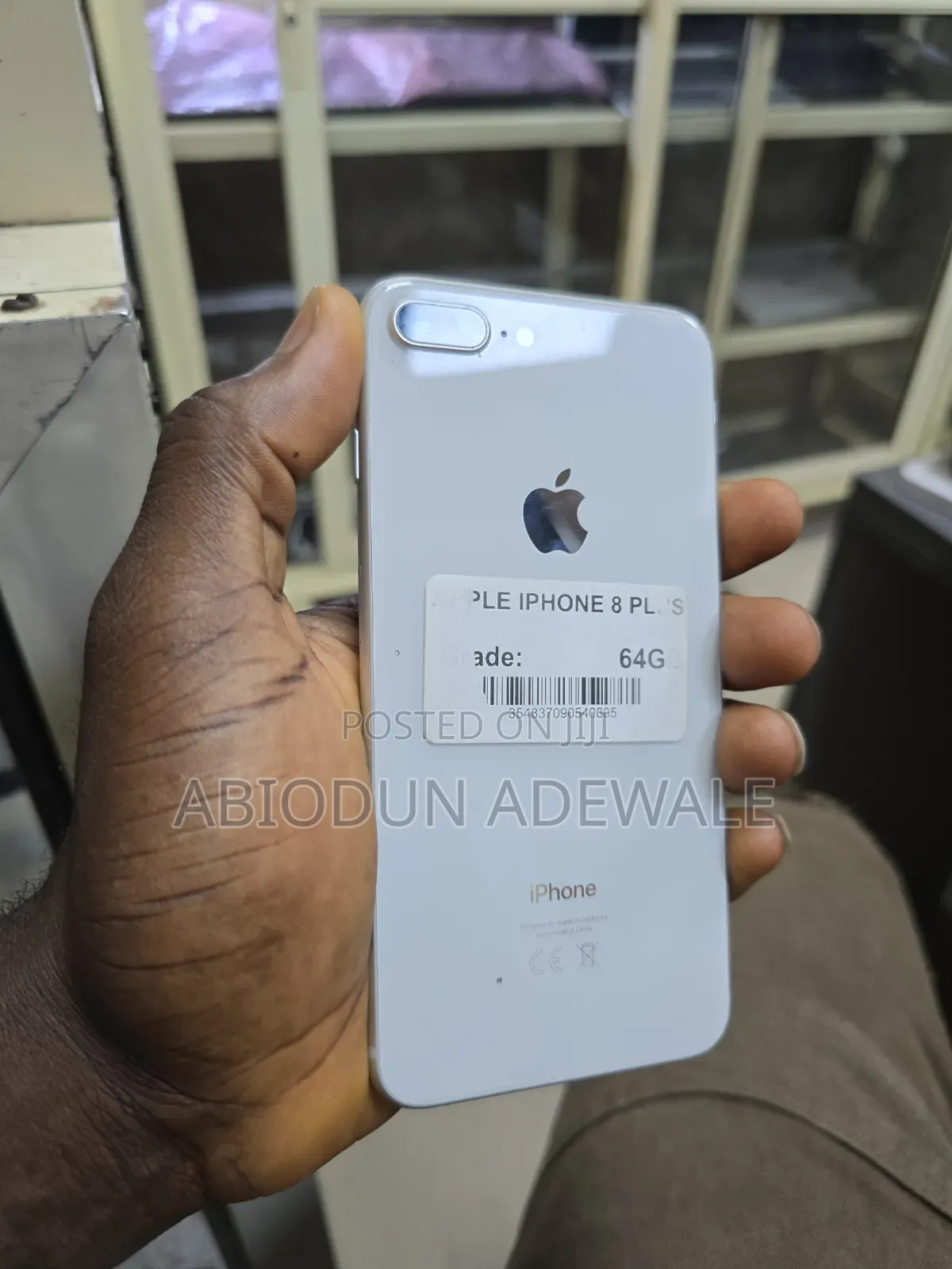 Apple iPhone 8 Plus 64 GB