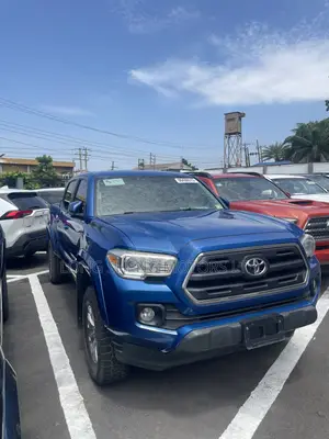 Toyota Tacoma 2017 Blue