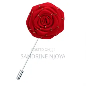 Fashionable Lapel Roses for Clothes