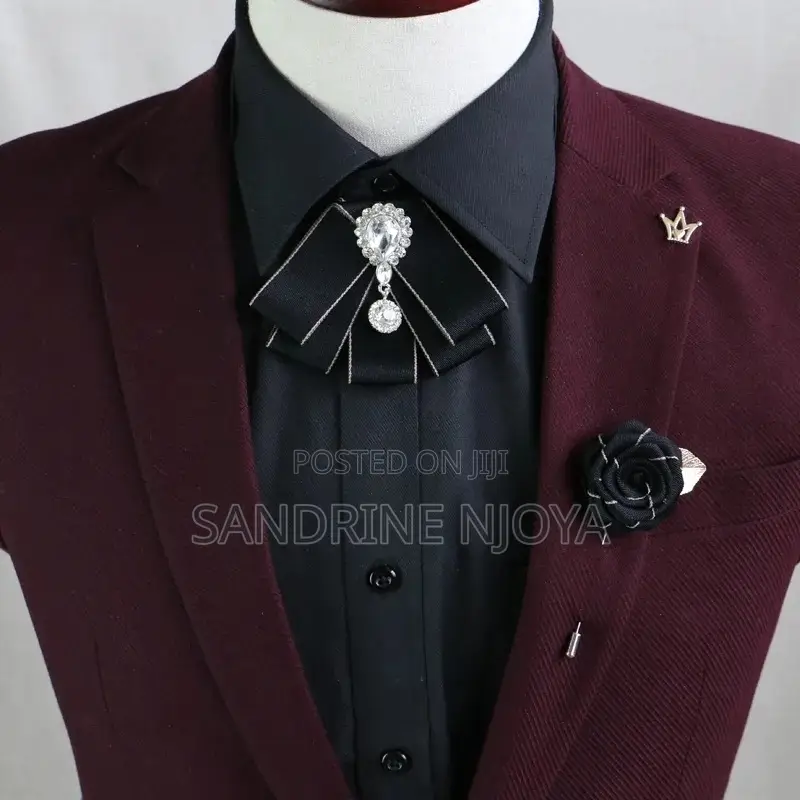 Fashionable Lapel Roses for Clothes