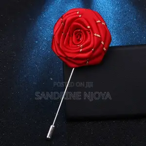 Fashionable Lapel Roses for Clothes