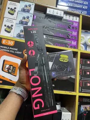 Complete Mobile Vlogging Setup: L16 Quality Tripod Wireless Mic Combo