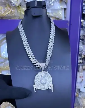 VVS Moissanite Diamond Quality Luxury Jewelry