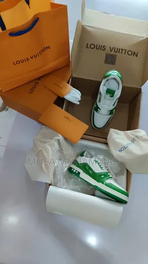 Sneakers Shoe