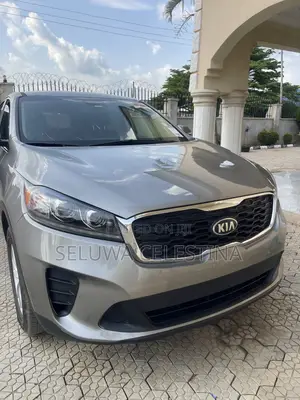 Kia Sorento 3.3L LX FWD 2019 Gray