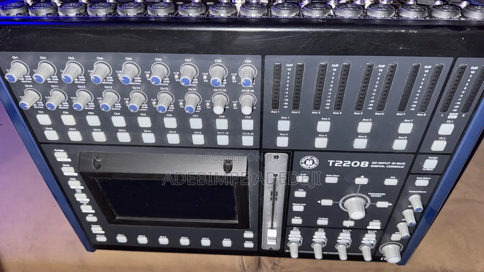 T2208 Digital Mixer