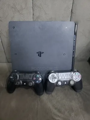 Uk Used Ps4 Slim 1tb Console With Game and 2 Controllers