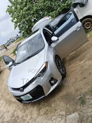 Toyota Corolla 2015 Gray